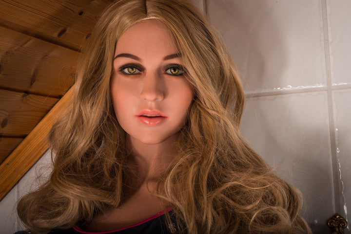 WM | 159 cm große Sexpuppe mit Körbchengröße H - Skylar