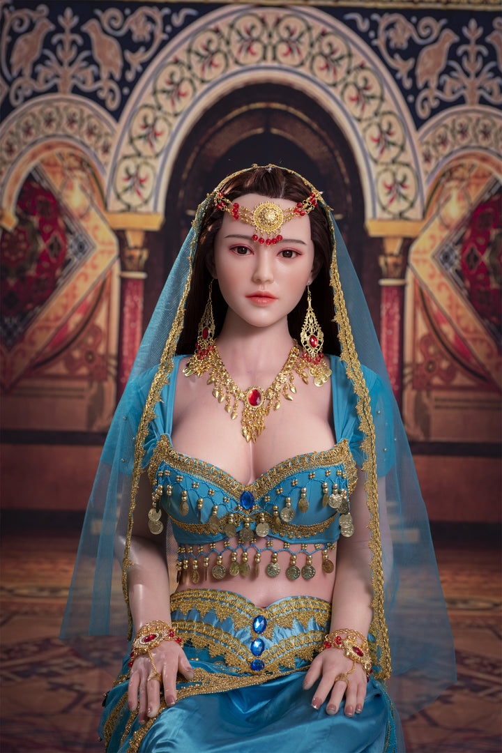 Sexpuppe im indischen Stil mit realistischen Gesichtszügen – Trina (3 Größen)