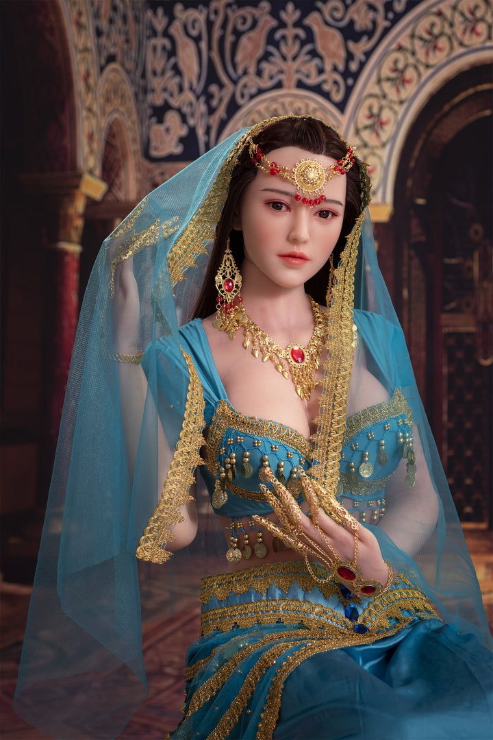 Sexpuppe im indischen Stil mit realistischen Gesichtszügen – Trina (3 Größen)