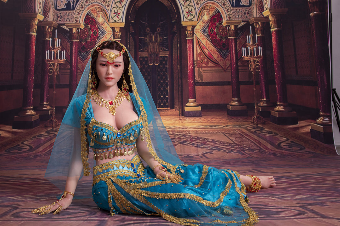 Sexpuppe im indischen Stil mit realistischen Gesichtszügen – Trina (3 Größen)