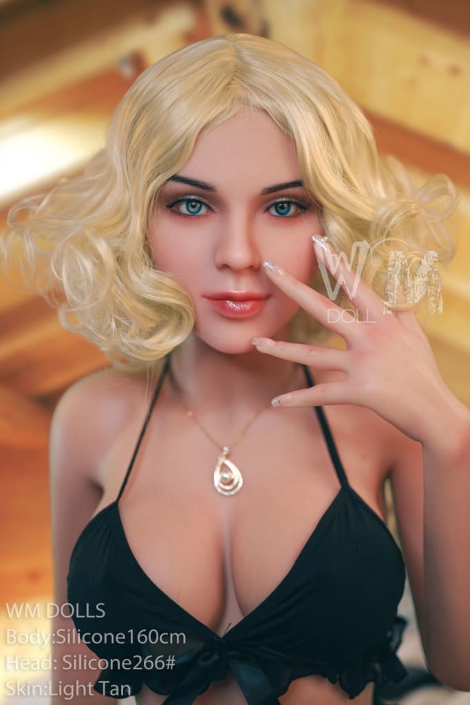 Angelkiss® 160 cm (5,2 Zoll) D-CUP Vollsilikon-Sexpuppe - Bernadette