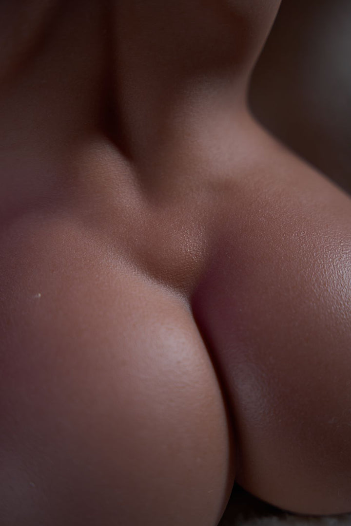 SY Doll | 40cm/1ft3 Big Breasts Alluring Sweet Busty Tan Skin Realistic Silicone Sex Torso - Louise