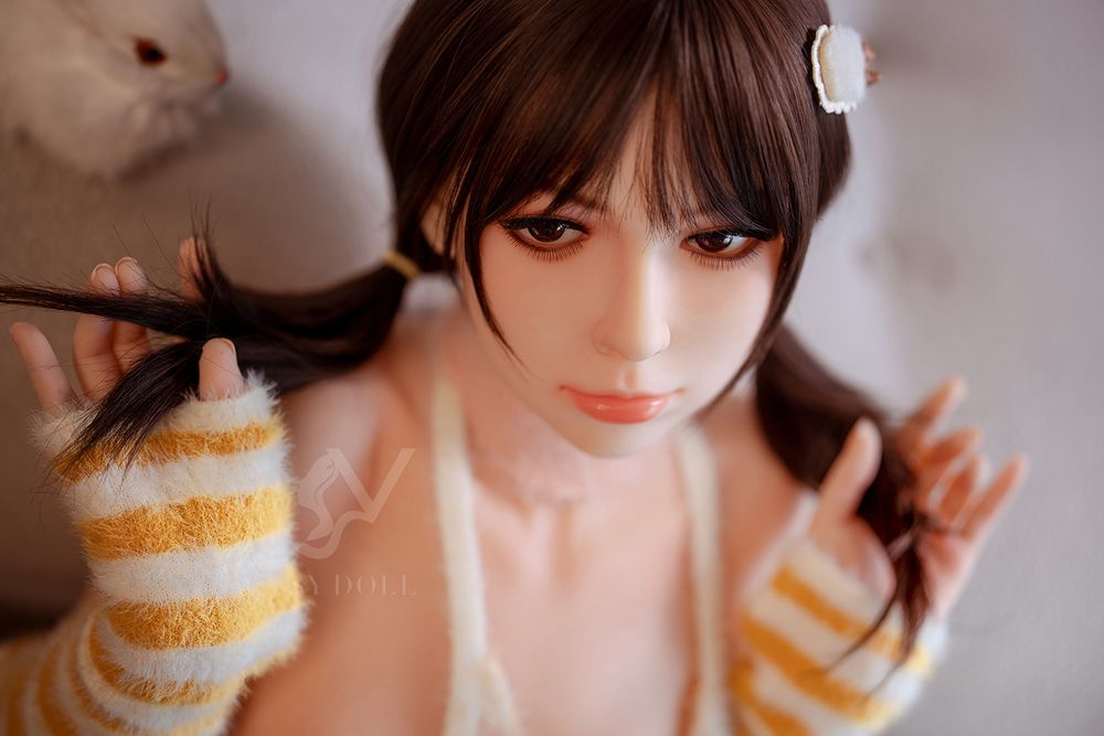 SY Doll | Asiatische 150 cm/4ft11 schwarze Haare schöne kleine Brüste lebensechte Sexpuppe - Lily (auf Lager in den USA)