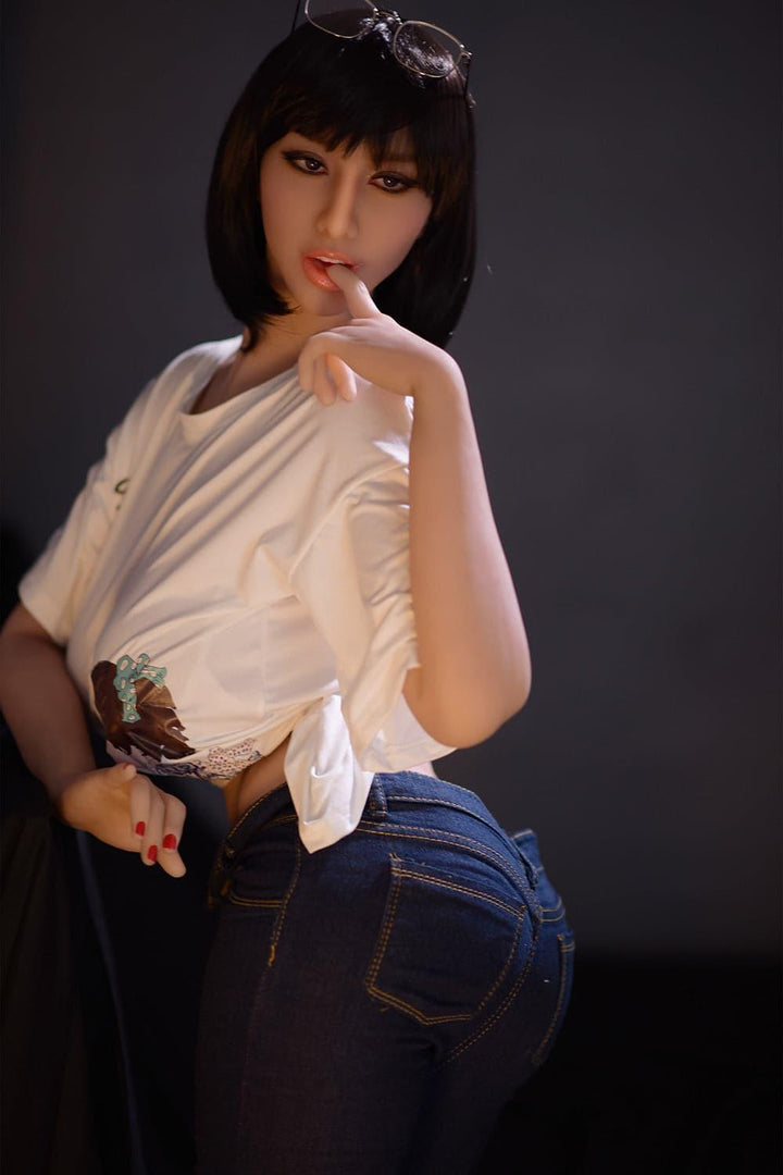 6YE | 163 cm (5' 4") J-Körbchen Große Titten Großer Hintern Schwarze Kurzhaar-Sexpuppe - Suzanne
