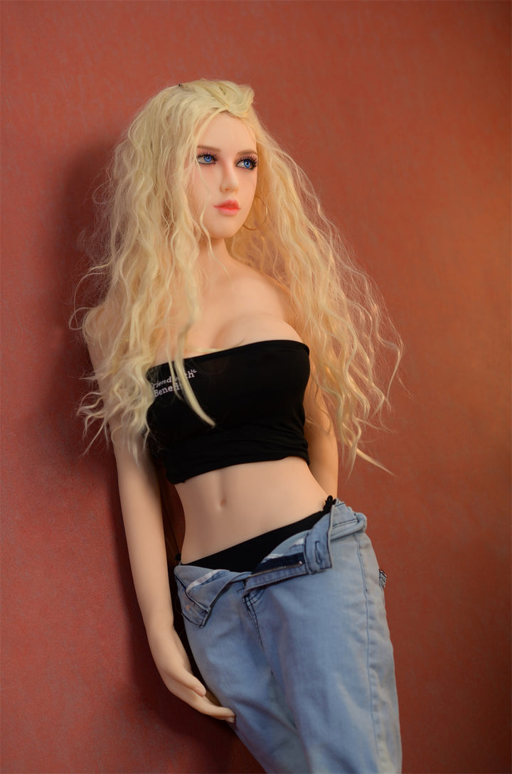 6 ans | 150cm / 4ft11 Petite poupée sexuelle blonde - Soraya