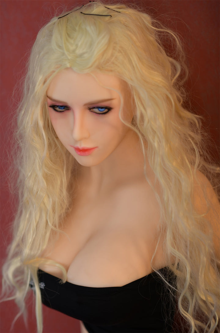 6 ans | 150cm / 4ft11 Petite poupée sexuelle blonde - Soraya